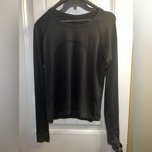 Lululemon long sleeve swiftly tech